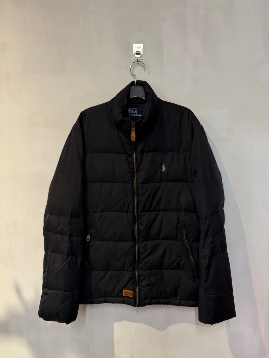 폴로 블랙 덕다운 패딩 상품이미지1