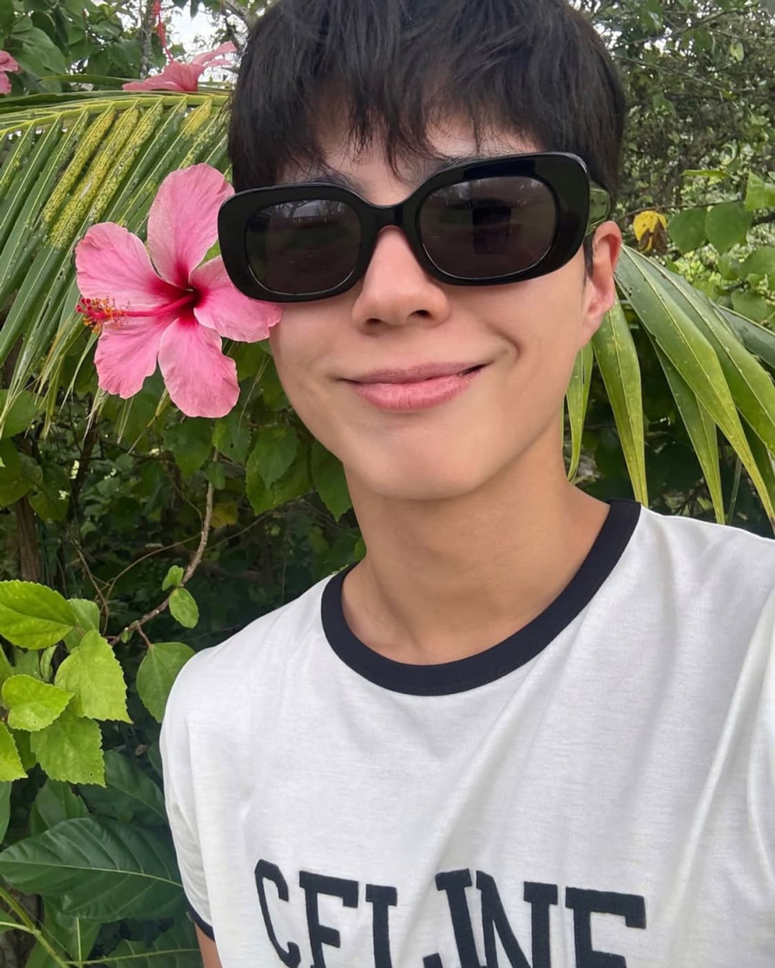 (새상품) 지디 박보검 셀린느 선글라스 CL40287U 01A 지드래곤 상품이미지9