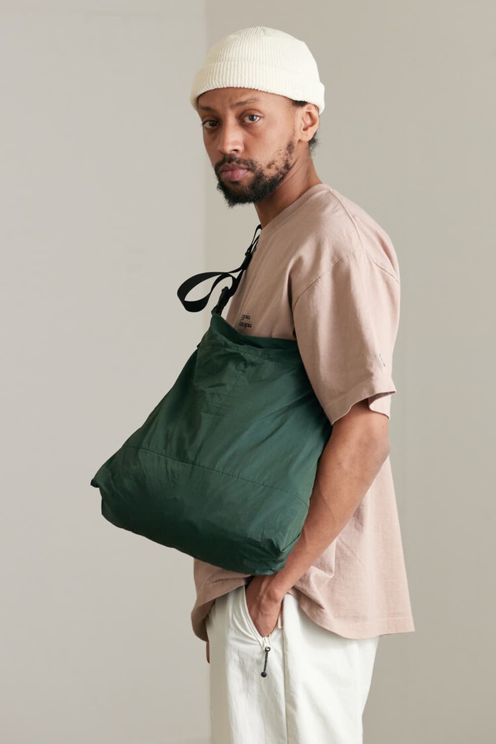 Ends and means 엔즈앤드민즈 패커블 숄더백 우즈그린  상품이미지2