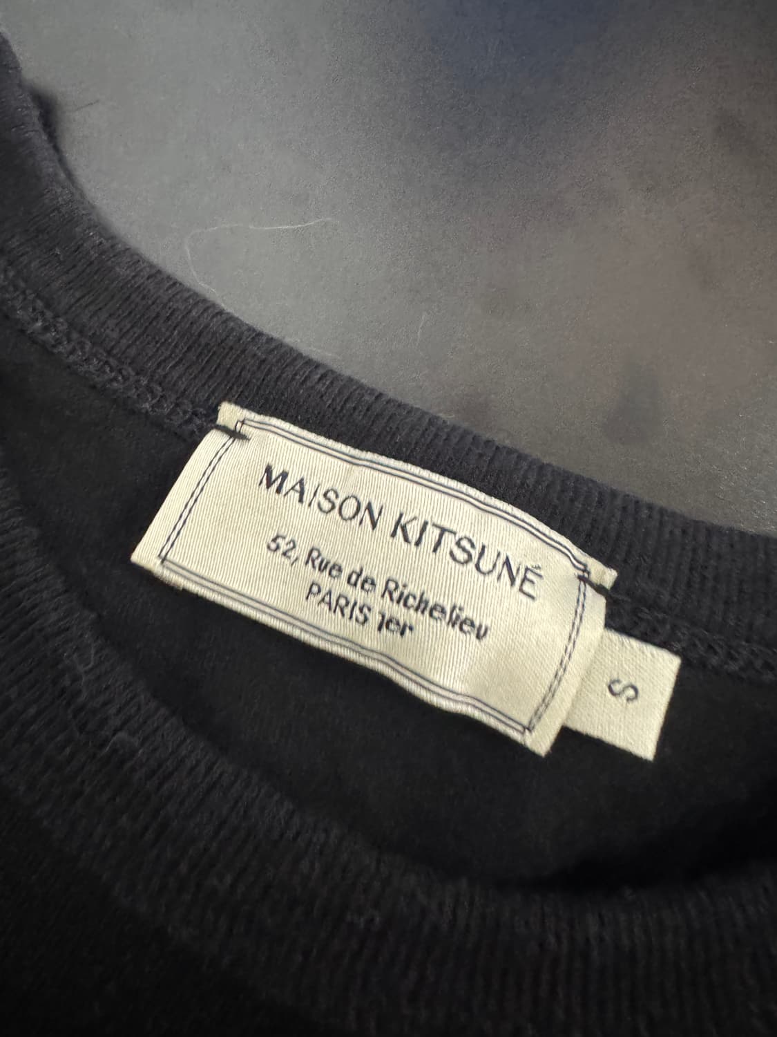 정품!! 여성 일본 메종키츠네 트리컬러 폭스 반팔 티셔츠 S 블랙 상품이미지3