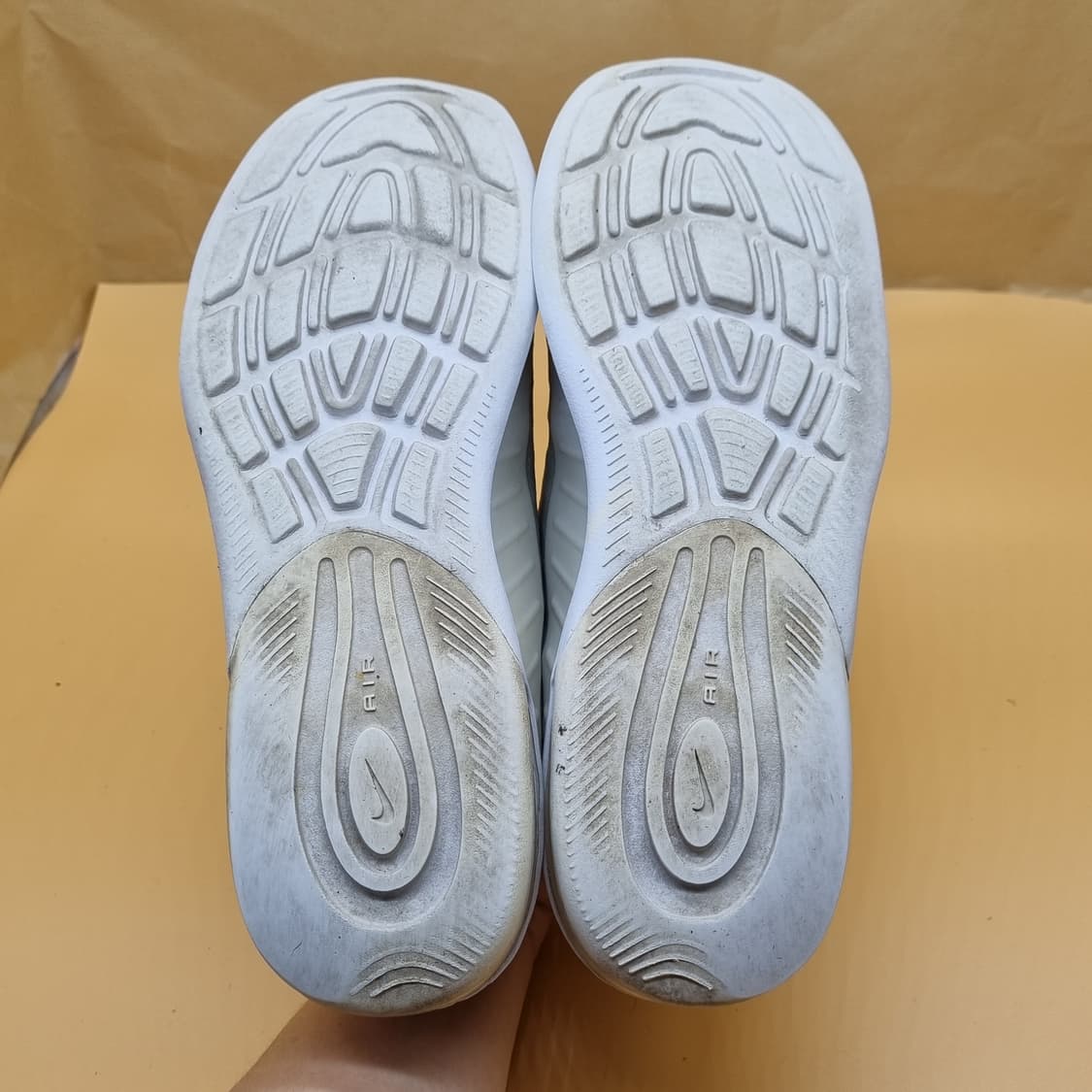 나이키 에어맥스 엑시스 남성운동화275 상품이미지3