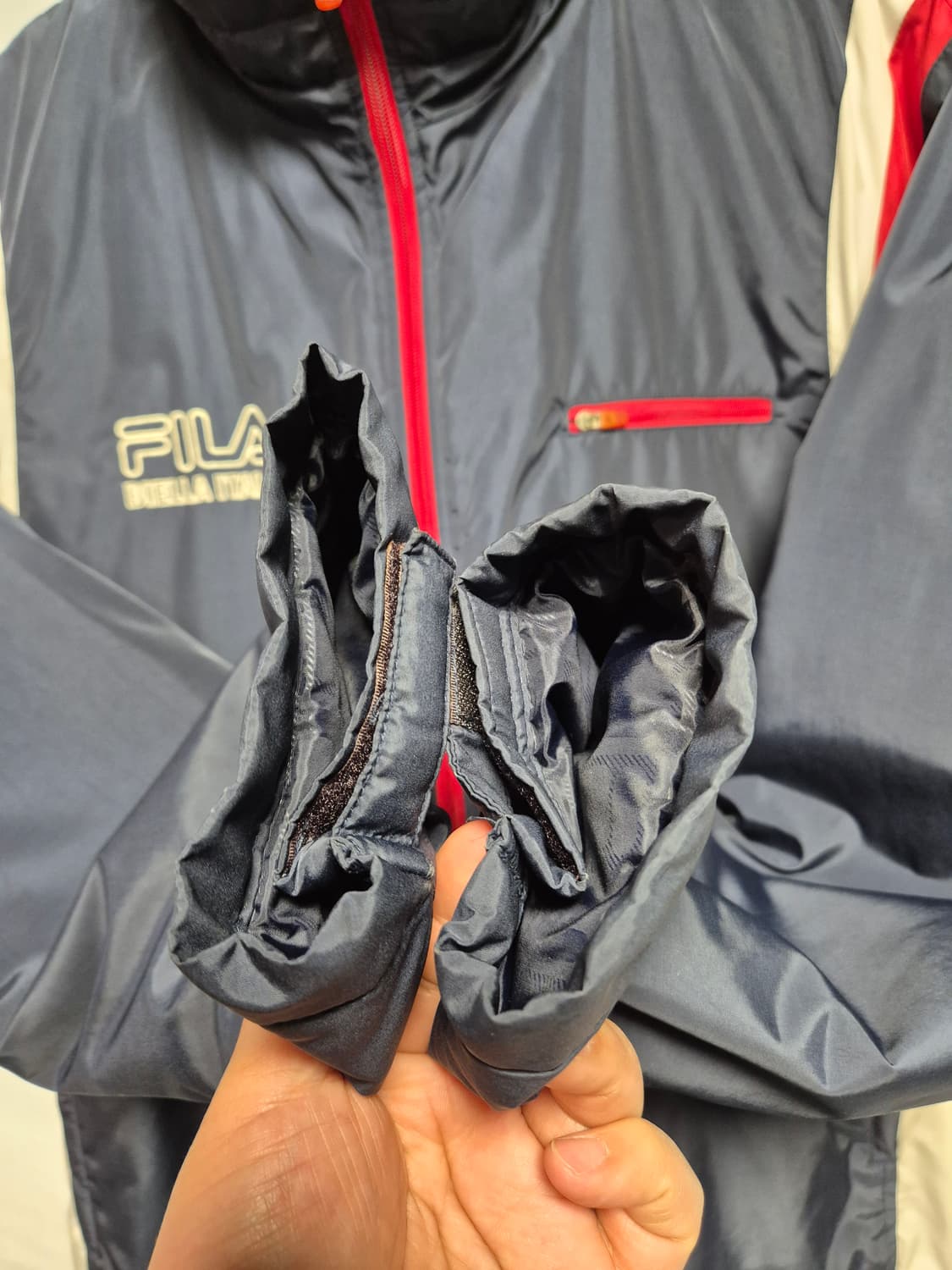 105 휠라 올드스쿨 네이비 바람막이 자켓 XL사이즈(상태A급) 상품이미지8