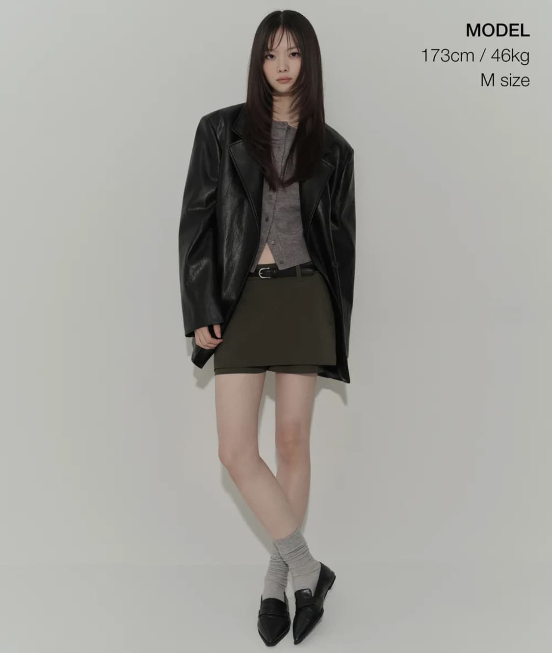 무신사 우먼즈 신세틱 레더 오버 숄더 오버사이즈 블레이저 [블랙] 상품이미지2