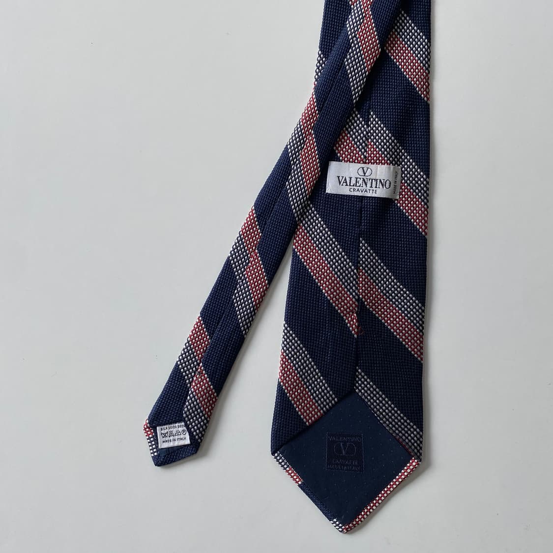 발렌티노(Valentino Garavani) 심플로고 정품 명품넥타이 상품이미지3