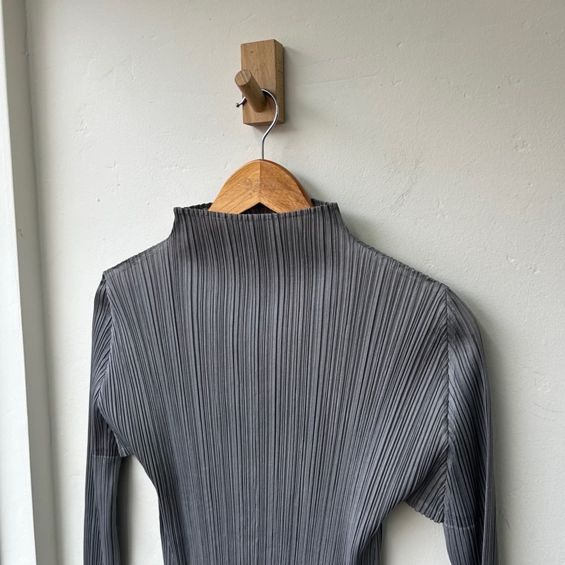 16470 - 이세이 미야케 플리츠 플리즈 베이직 탑 상품이미지1