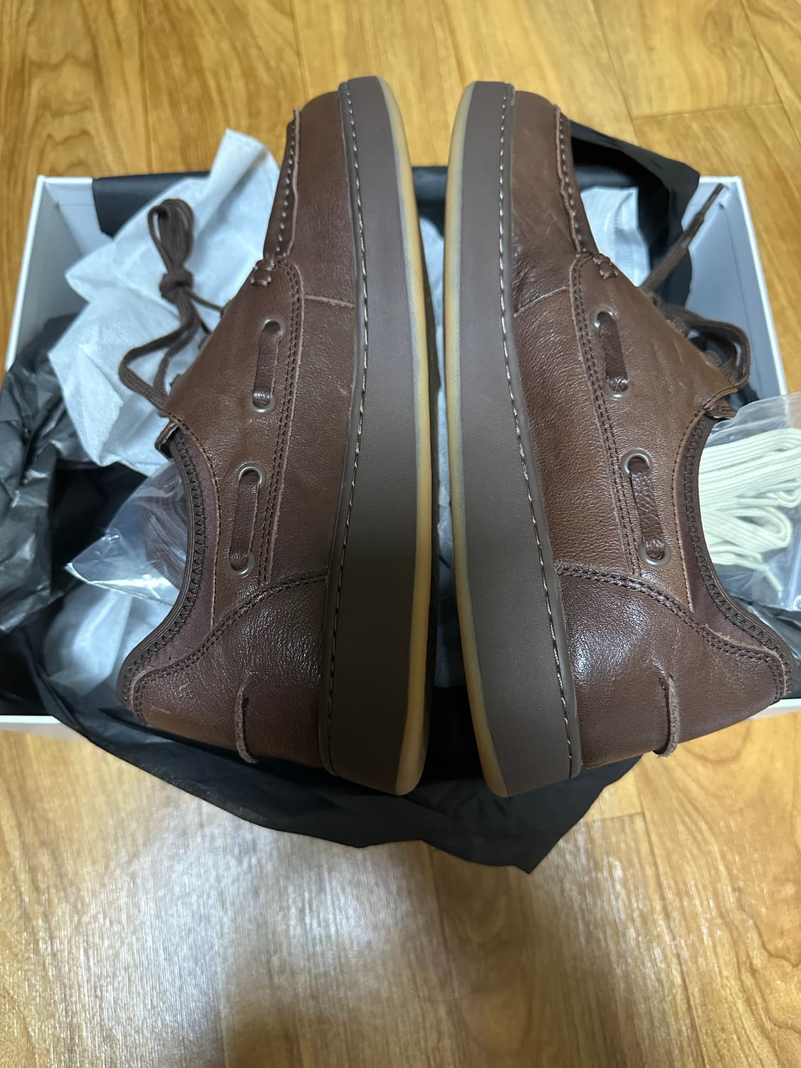 새상품) 킨치 844 브라운 265 사이즈 팝니다. 상품이미지3