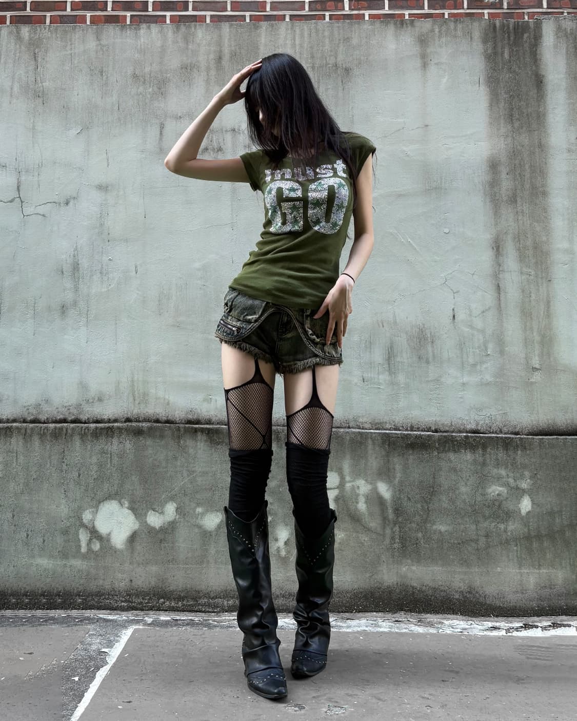 Y2K Rhinestone Number Baby Tee 상품이미지2