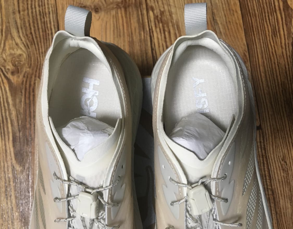 호카 새티스파이 마파테스피드4 라이트 본 판매합니다 상품이미지3