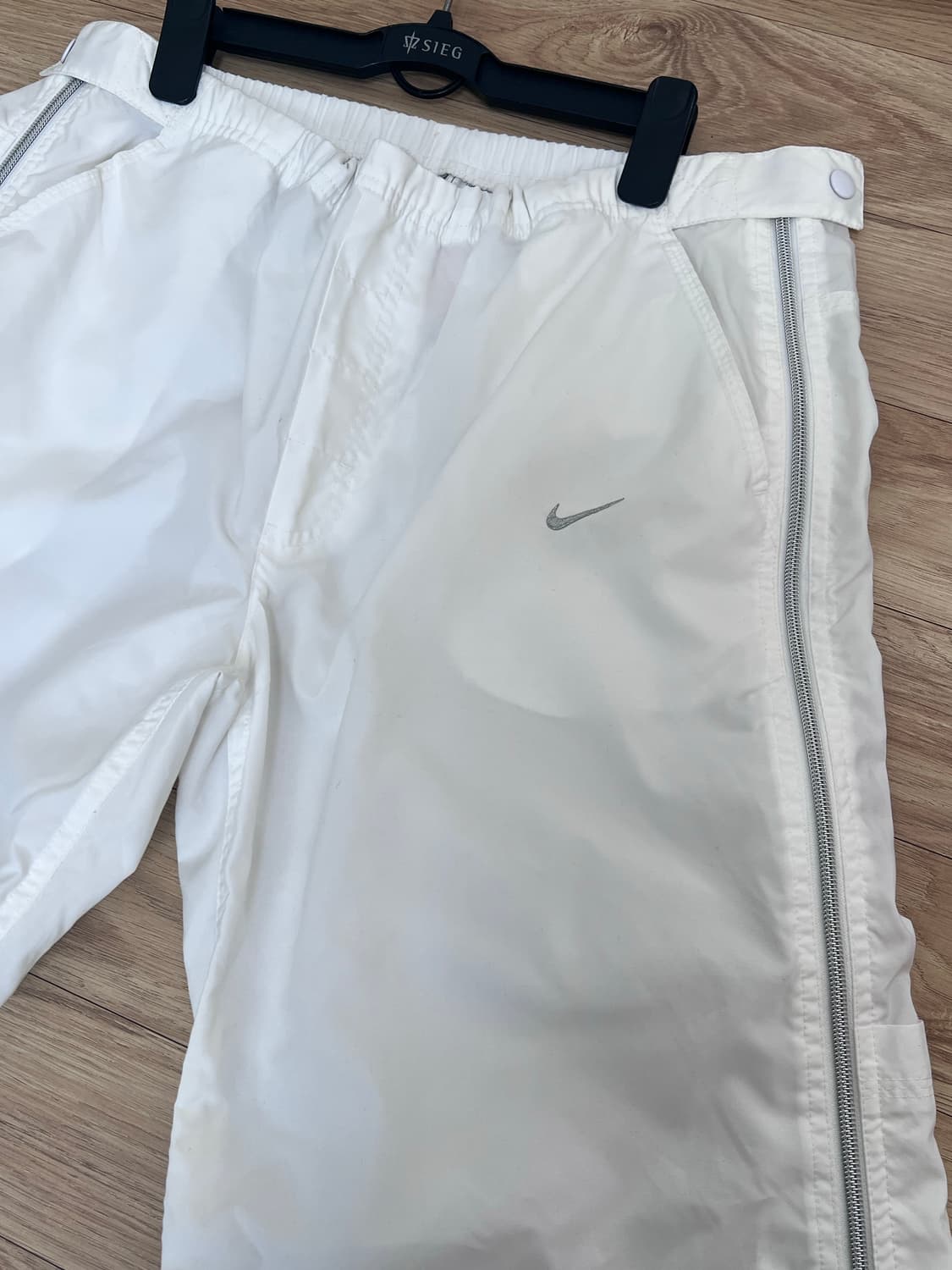 나이키 트랙팬츠 상품이미지3