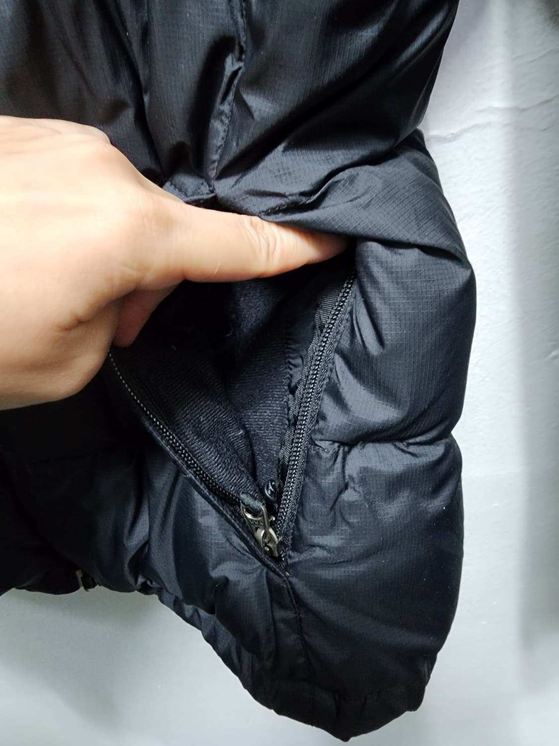 노스페이스 700 무광 눕시 패딩 상품이미지4