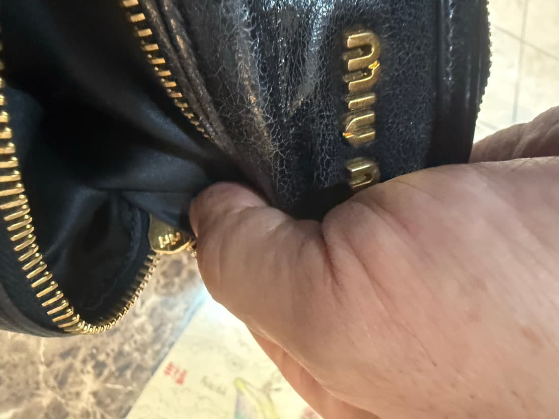 정품 미우미우 비텔로 샤인 미니 모터백 팝니다 상품이미지10