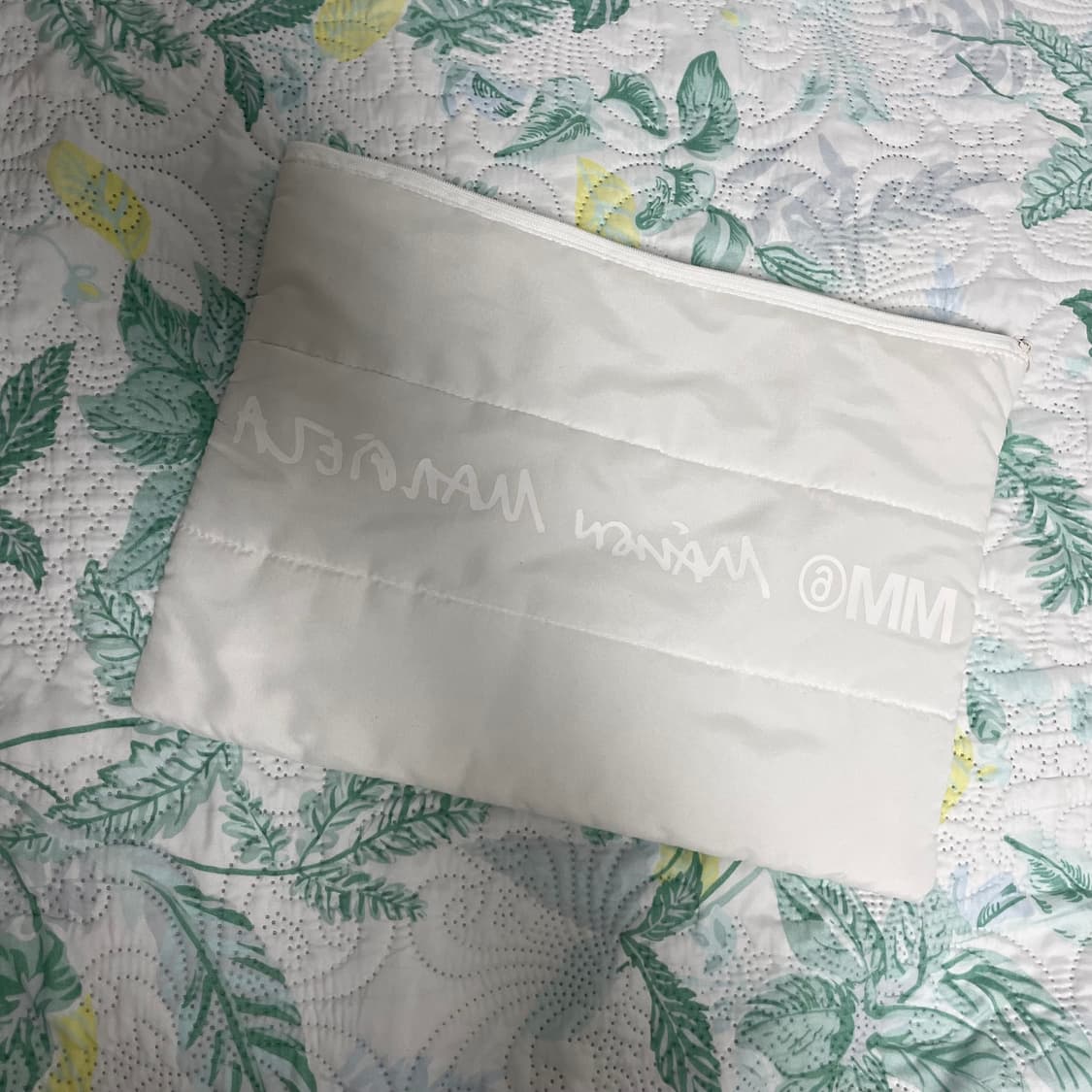 MM6 메종 마르지엘라 패딩 파우치 SPUR 상품이미지5