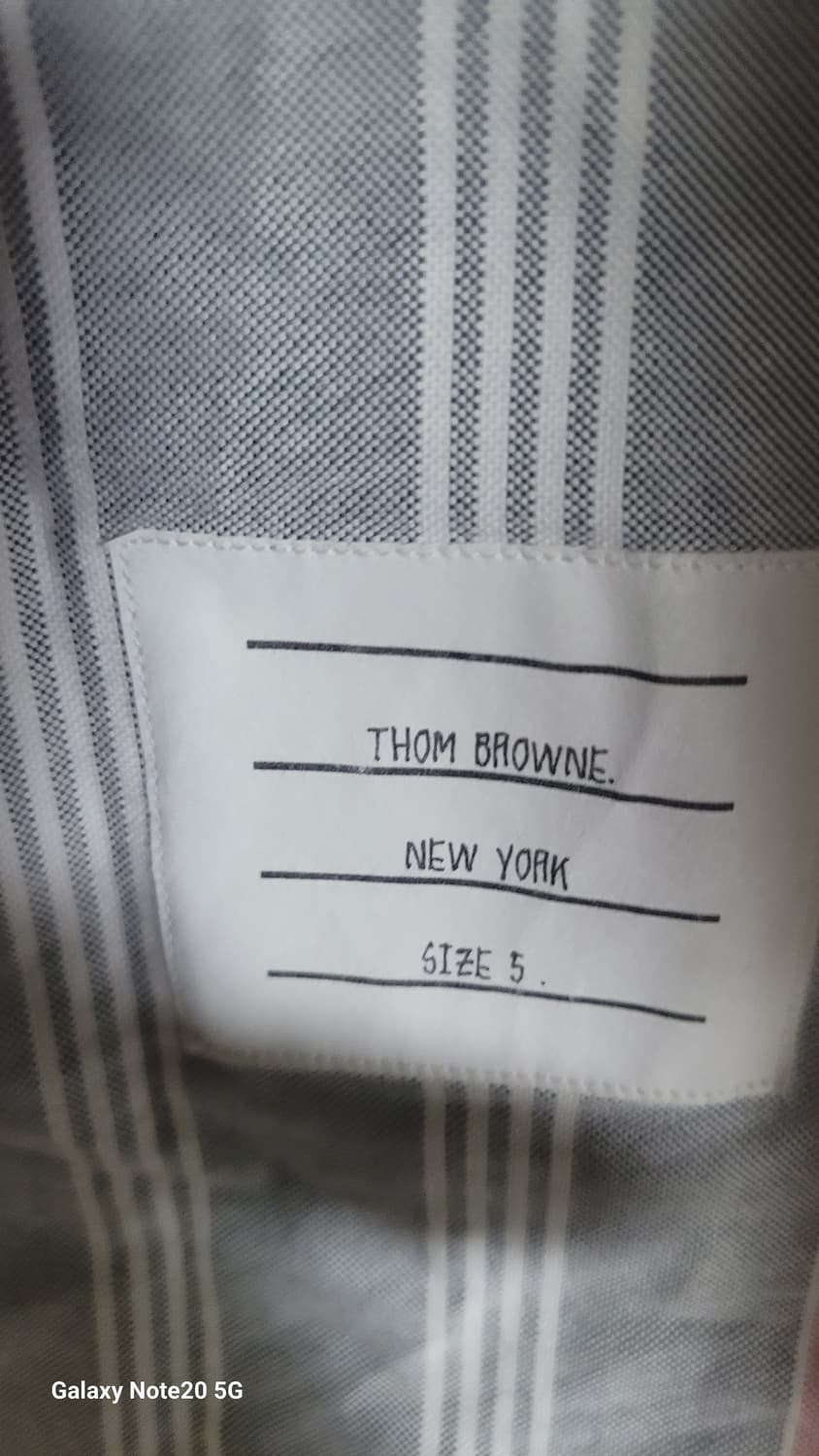 톰브라운 셔츠 상품이미지4