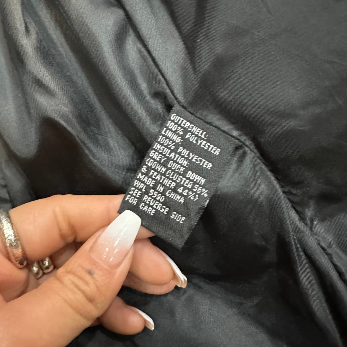 DKNY 퀄팅 블랙 덕다운 숏 푸퍼 자켓M 상품이미지4