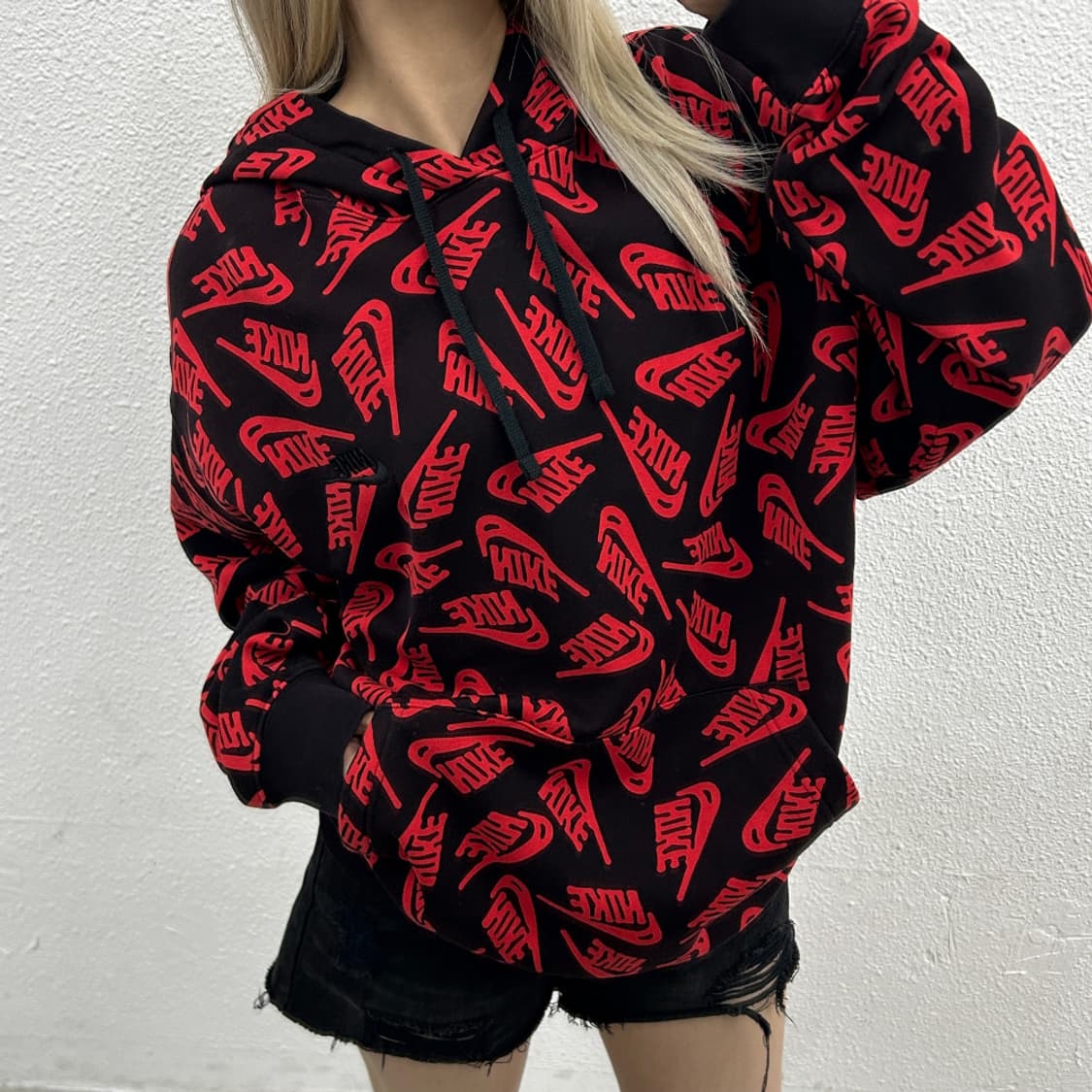 나이키 레드 로고패턴 블랙 후드 XXL 상품이미지1