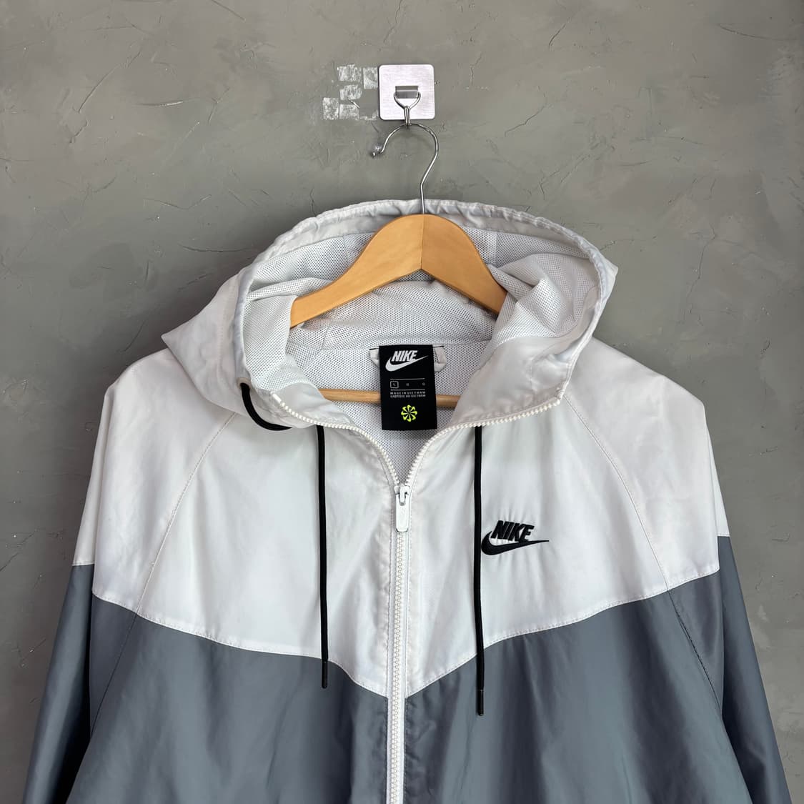 나이키 윈드러너 바람막이 화이트 그레이 상품이미지2