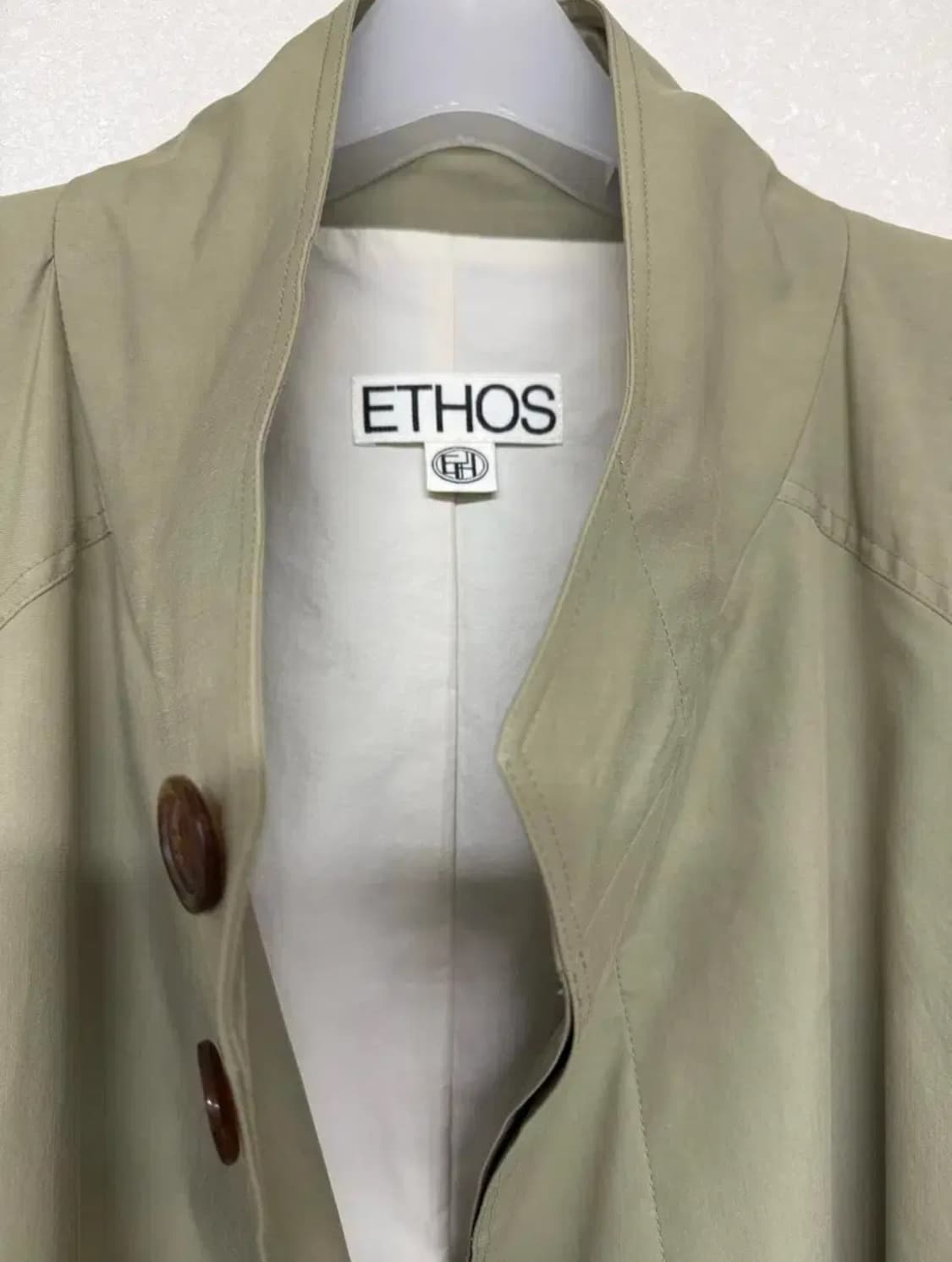 에토스 카키 트렌치코트 ETHOS 상품이미지4