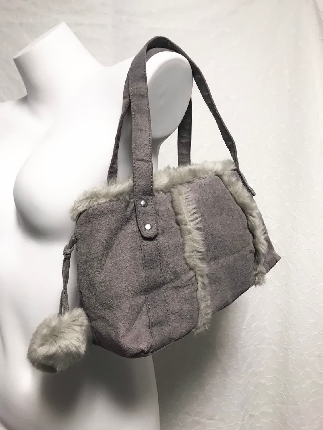 빈티지 갸루 니혼진 폼폼이 스웨이드 퍼 숄더백 가방 상품이미지1