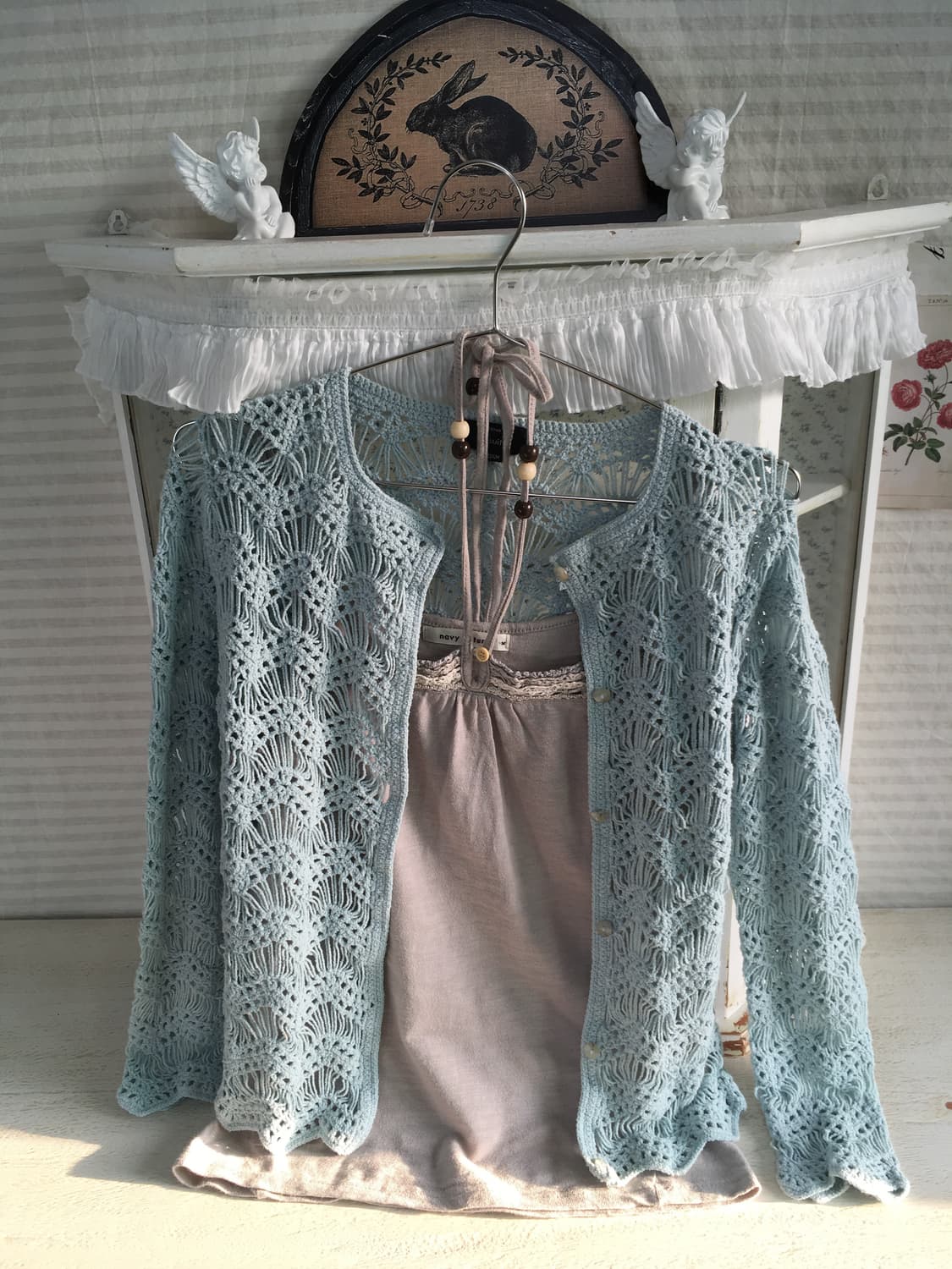 Set)페일블루 크로셰 뜨개 가디건 + 모리 홀터 나시 상품이미지6