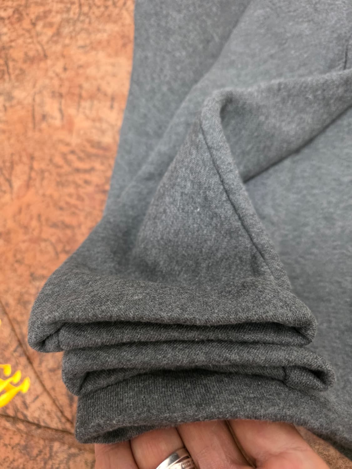 럭키슈에뜨 스팽글 기모 롱슬리브 긴팔티 상품이미지5