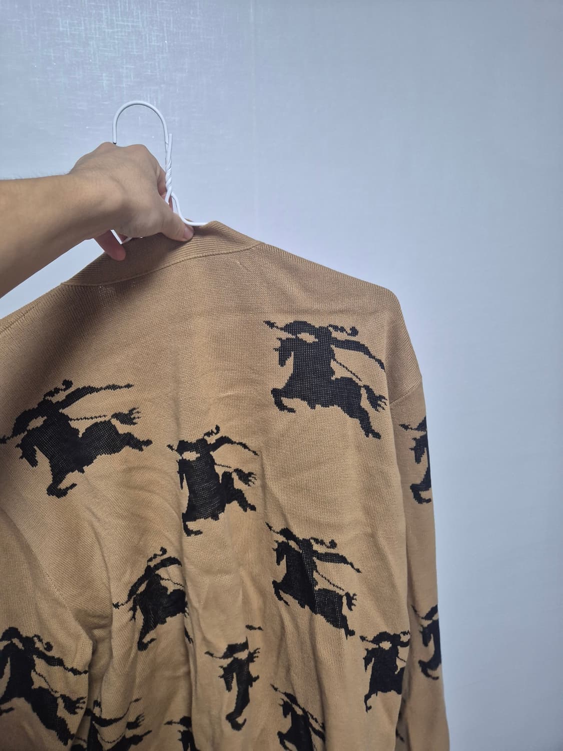 버버리 가디건(여성용)팔아요 상품이미지2