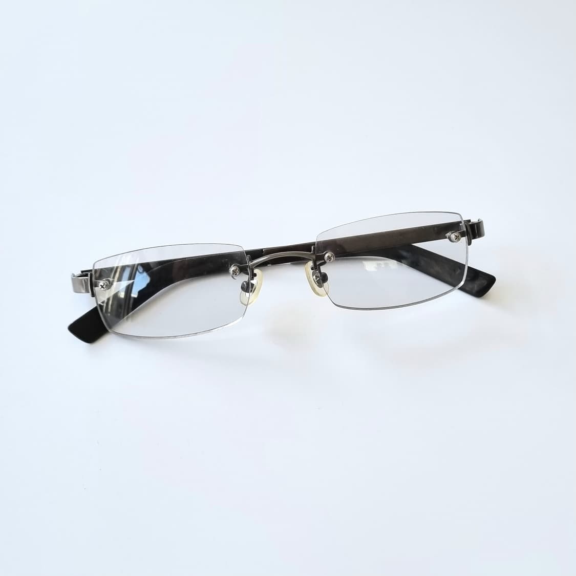 데드스탁 초경량 클래식 직사각형 무테 안경테 646 상품이미지7
