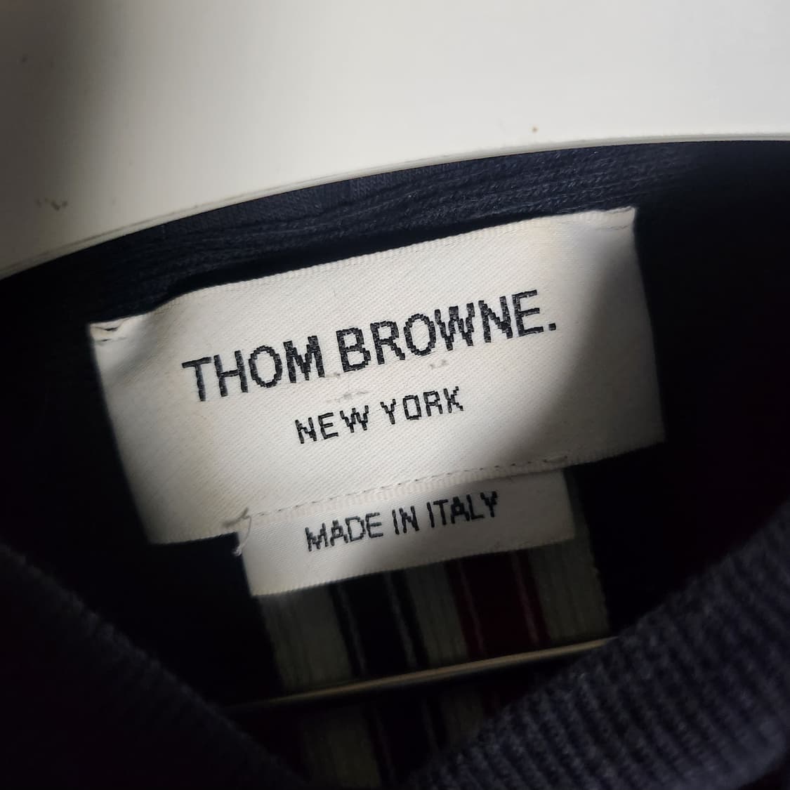 톰브라운 백삼선 후드티 2사이즈 네이비 상품이미지4