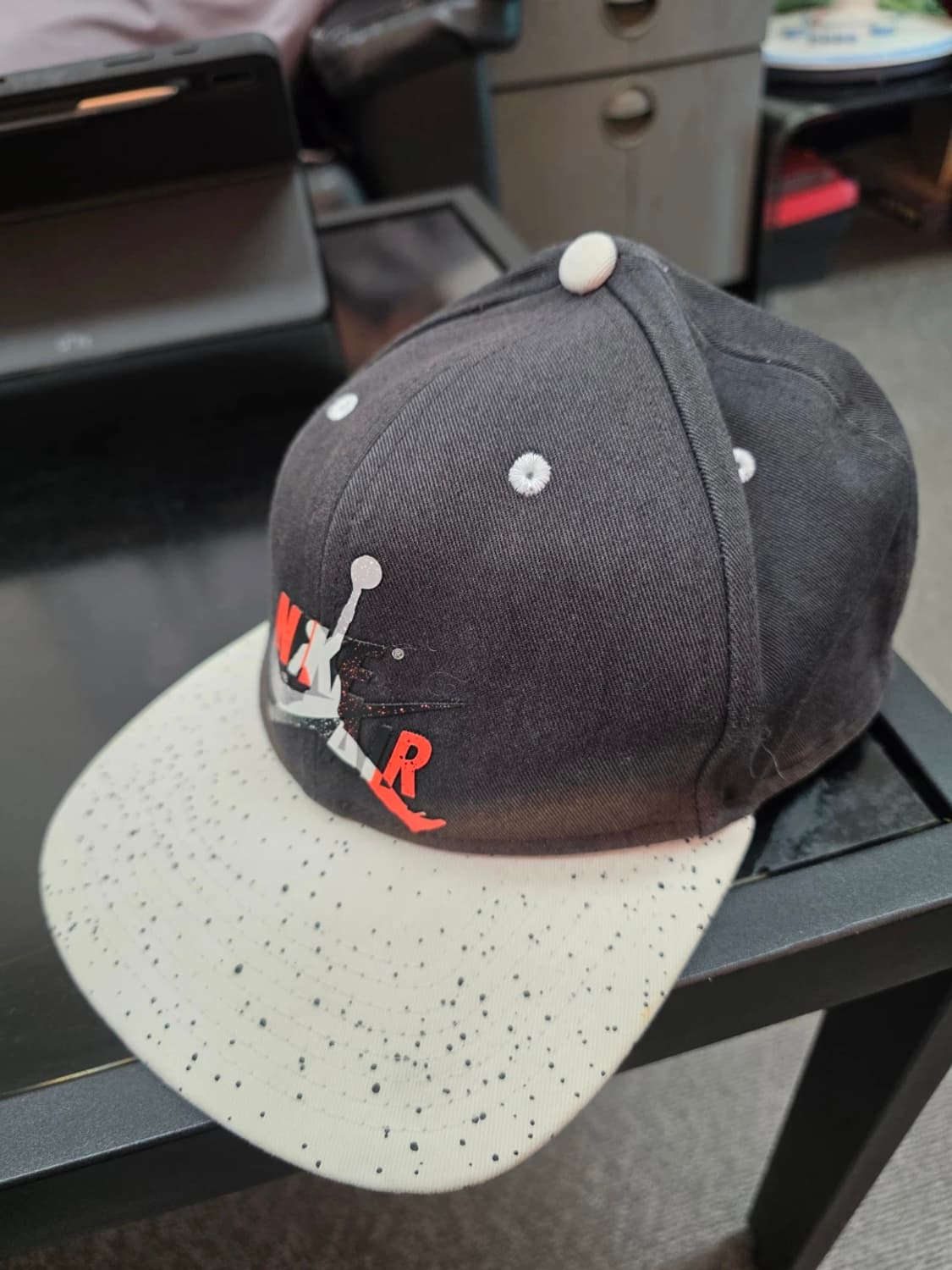 나이키 조던 프로 점프맨 클래식 시멘트 스냅백 상품이미지1