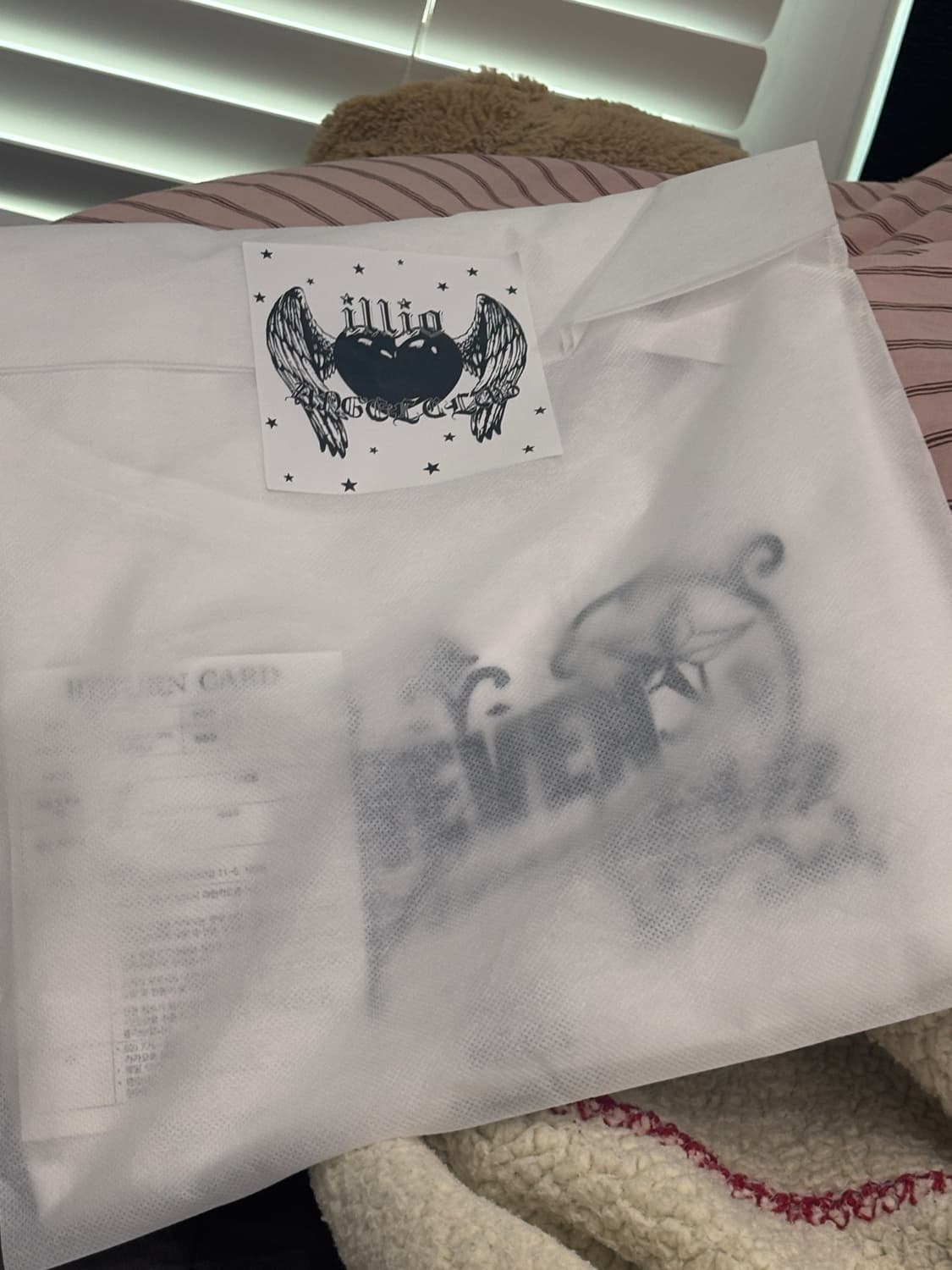 일리오 White Bohemian graphic longsleeve 상품이미지4