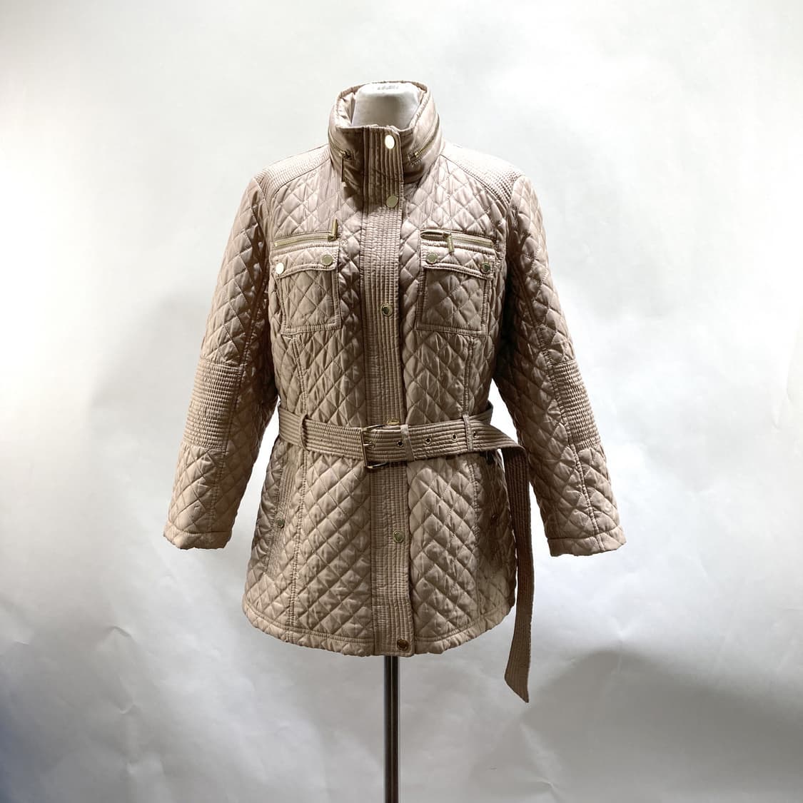 마이클코어스 여성퀼팅벨티드자켓 베이지 L 상품이미지1