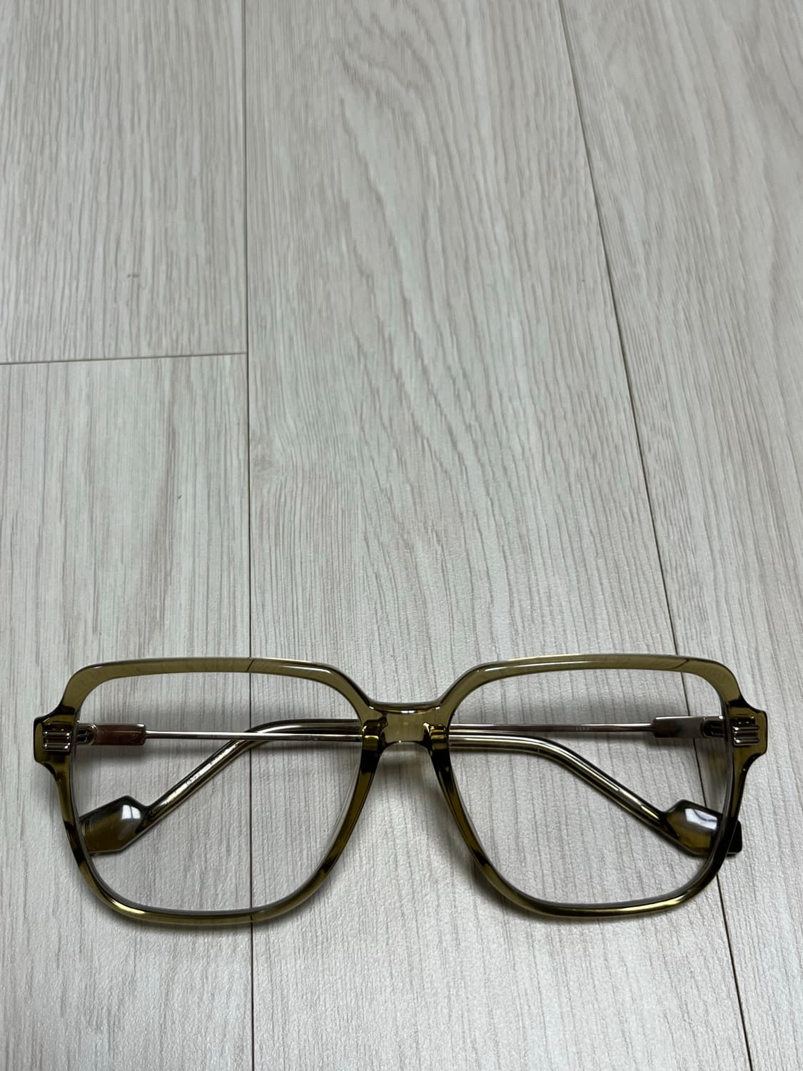 젠틀몬스터 제프 카키 상품이미지2