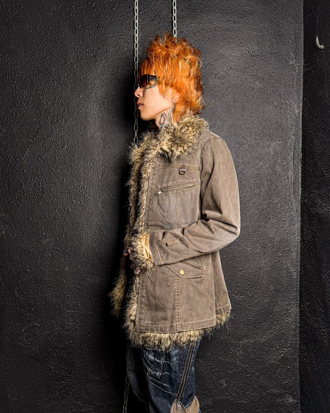 Brown fur trimmed jacket 상품이미지3