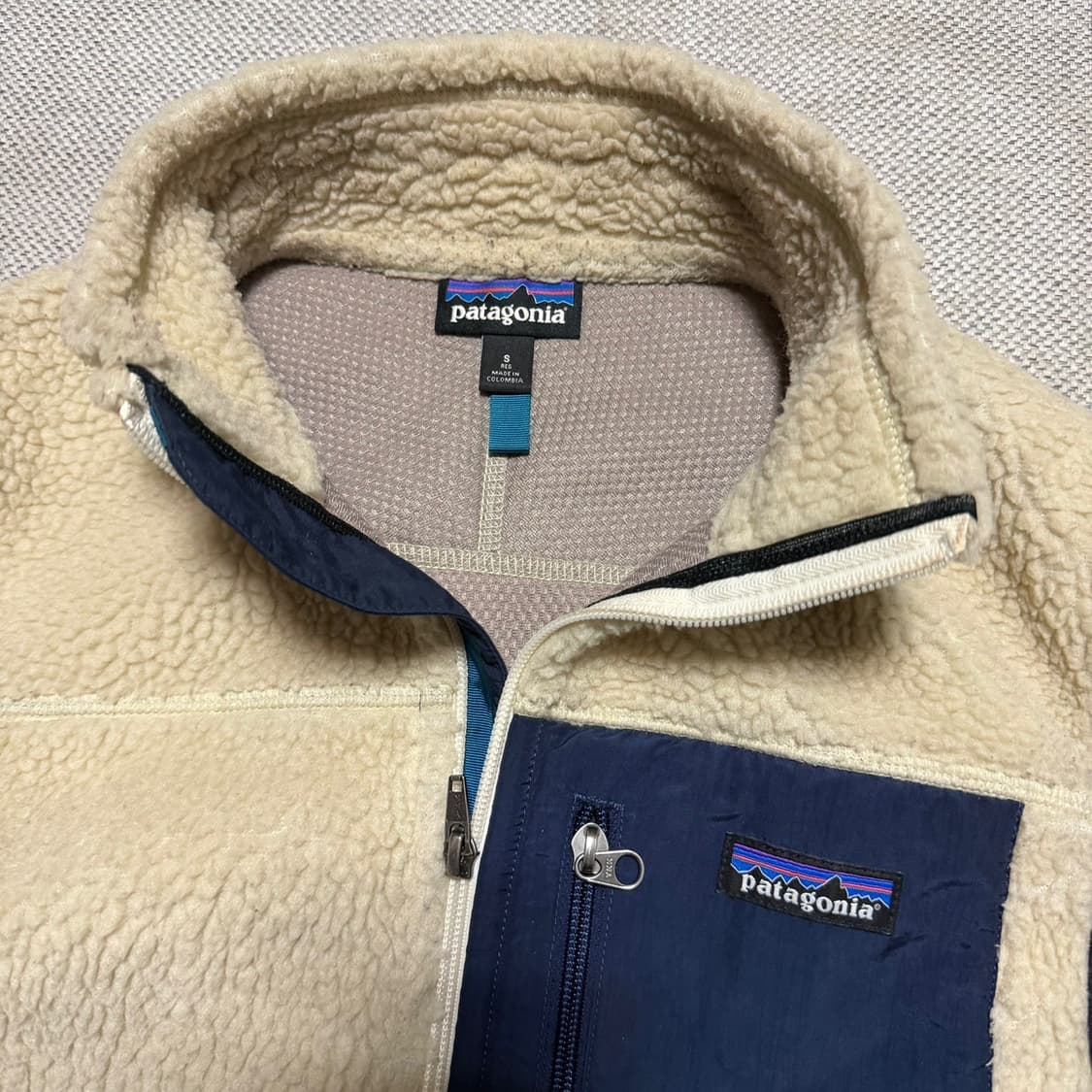 파타고니아 레트로 파일 베스트 아이보리 상품이미지3