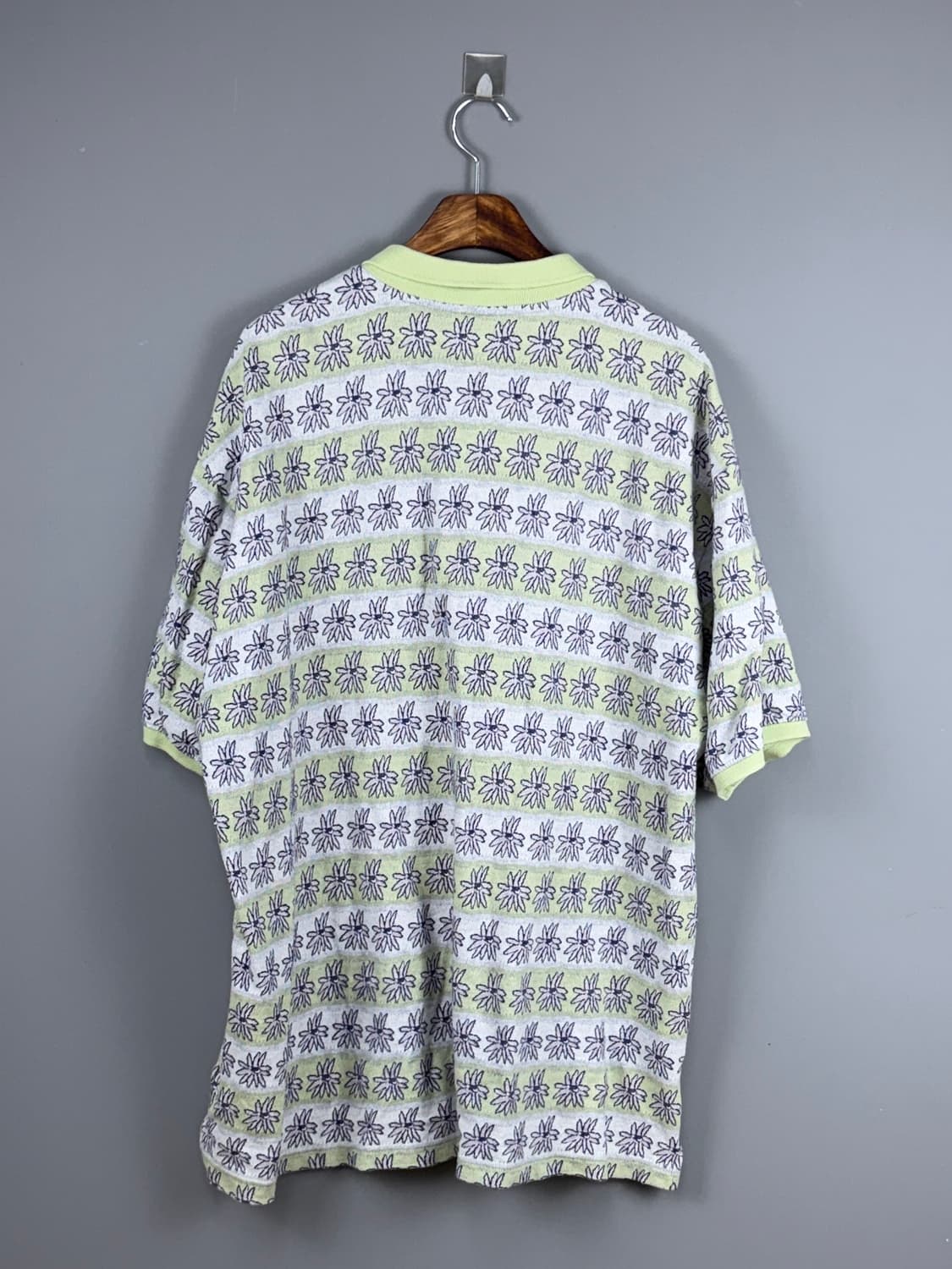 오베이 유니티 자카드 플라워 카라 반팔 티셔츠 E36 상품이미지3