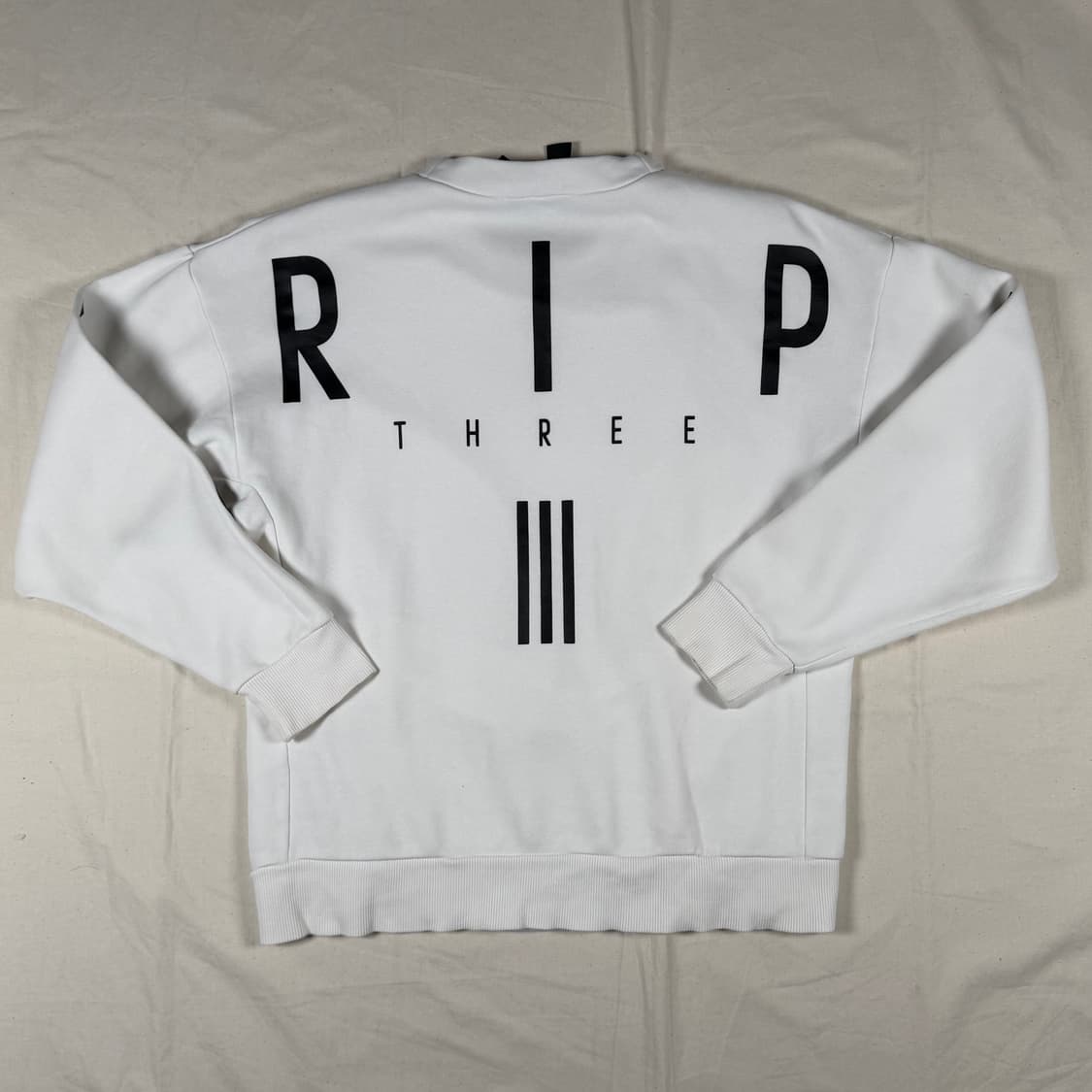 아디다스 크롭 맨투맨 상품이미지1