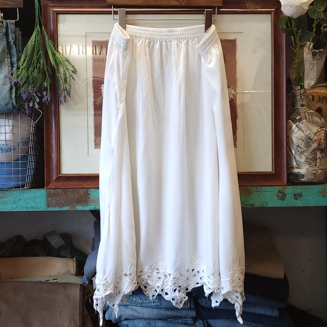 90s 빈티지 스커트 유럽  화이트 스커트 자수 밑단 빅사이즈 스커트3x 상품이미지1