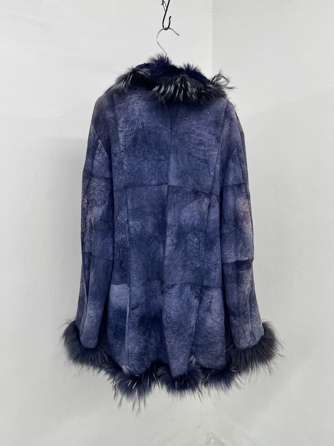 딥블루 디테일 퍼 무스탕  상품이미지8