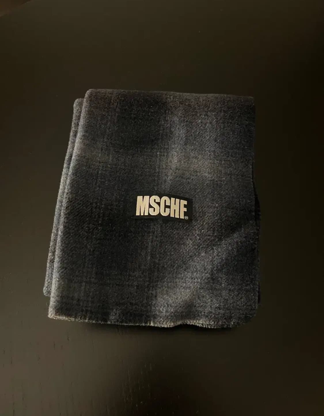 미스치프 머플러 상품이미지1