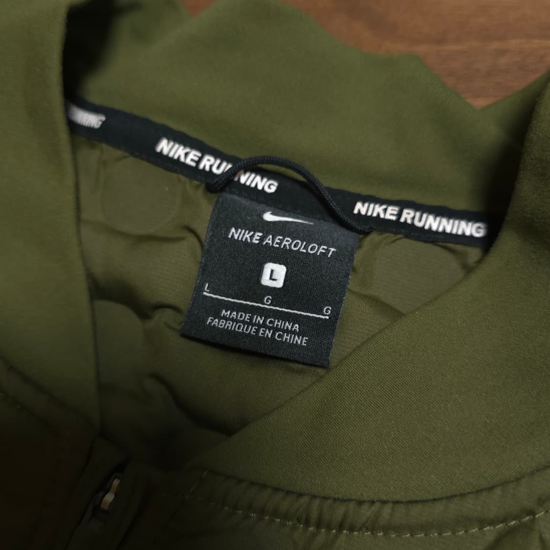[L]나이키 러닝 에어로로프트 올리브 상품이미지3