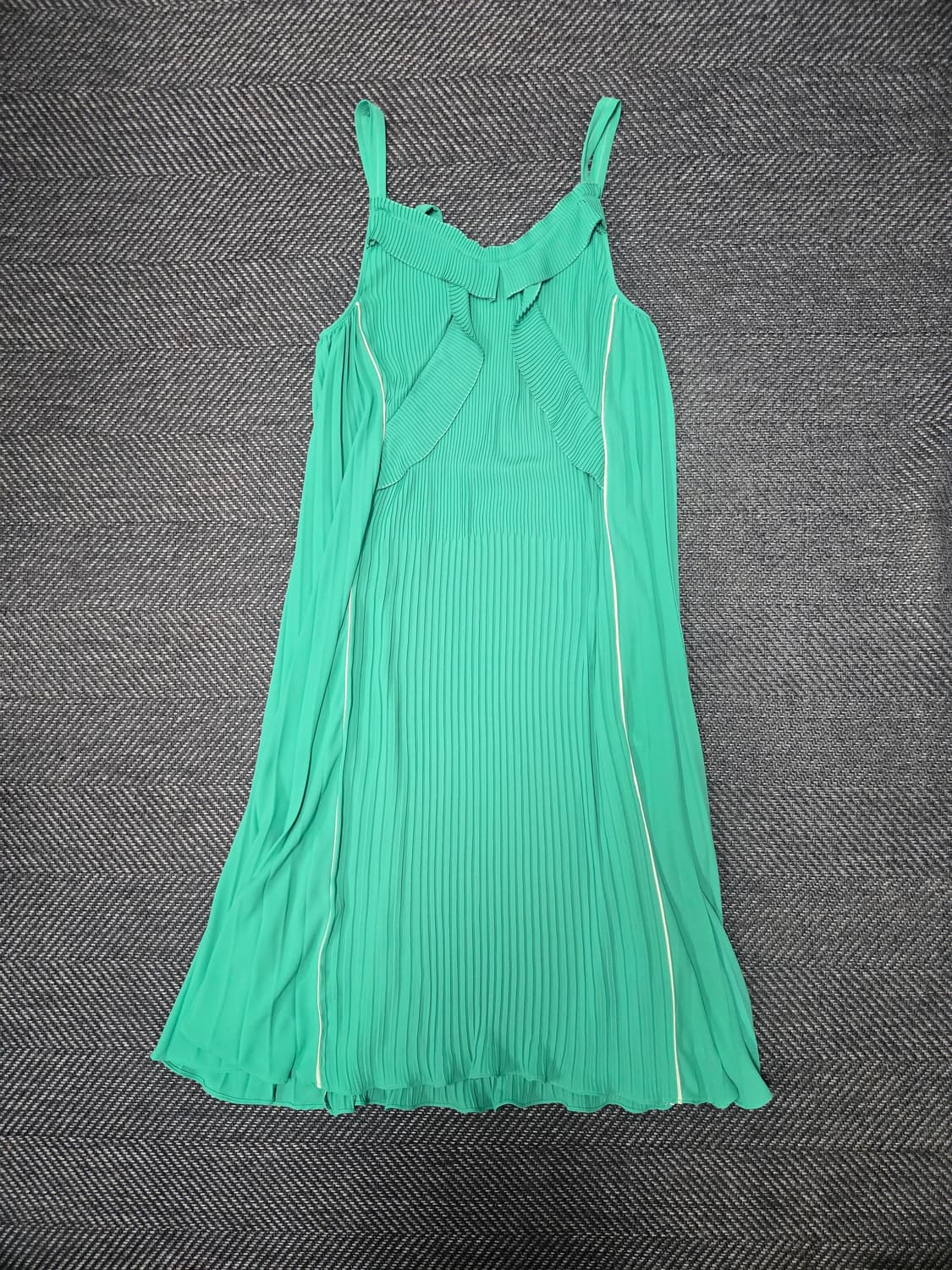 한섬 오즈세컨 플리츠 원피스 상품이미지2