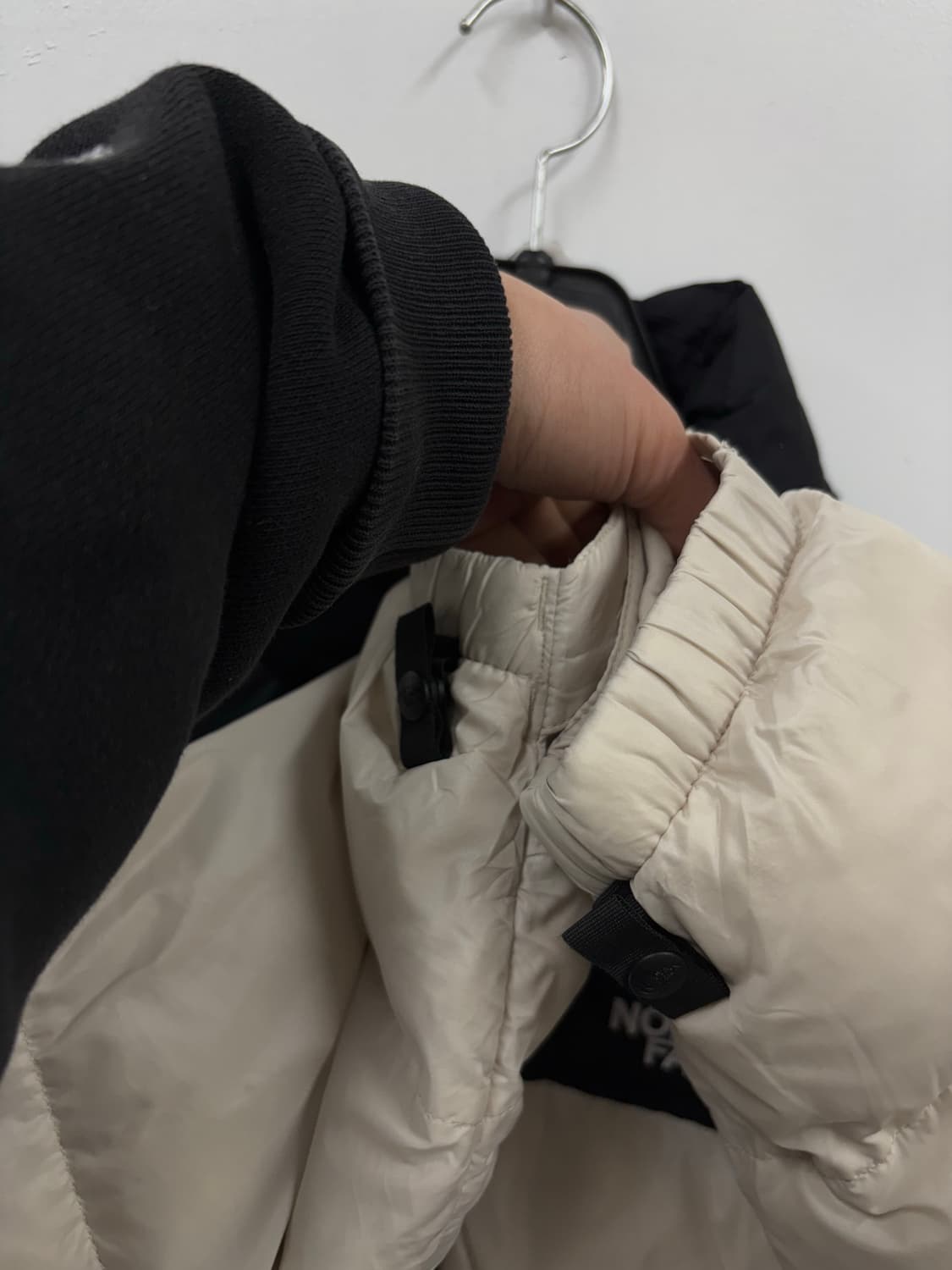 노스페이스 눕시  다운패딩 상품이미지4