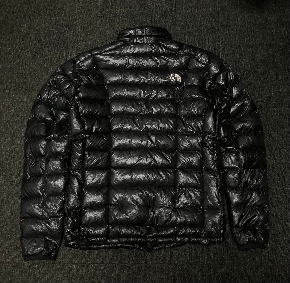 노스페이스의 퍼텍스 퀀텀 850 경량패딩 상품이미지5