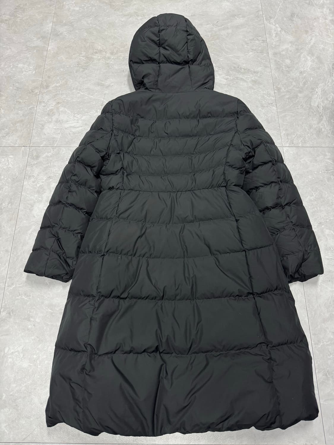 헤지스 24FW 구스다운 상품이미지2