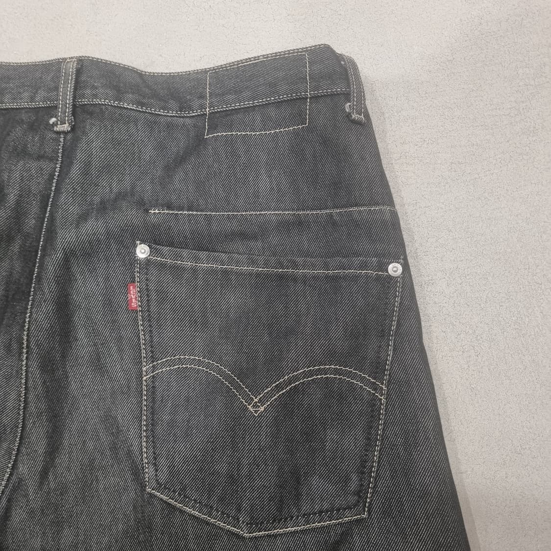 리바이스 초판레어 엔지니어드진 1세대 귀한 흑청데님 32 국내매장판 상품이미지4