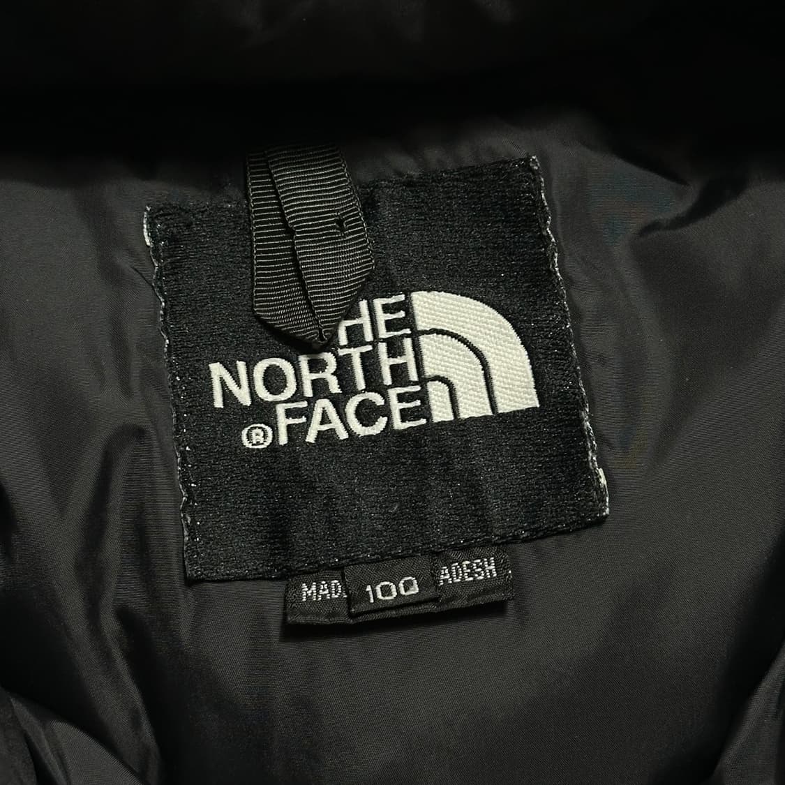 100 노스페이스 700 눕시 구스다운 무광블랙 패딩 상품이미지4