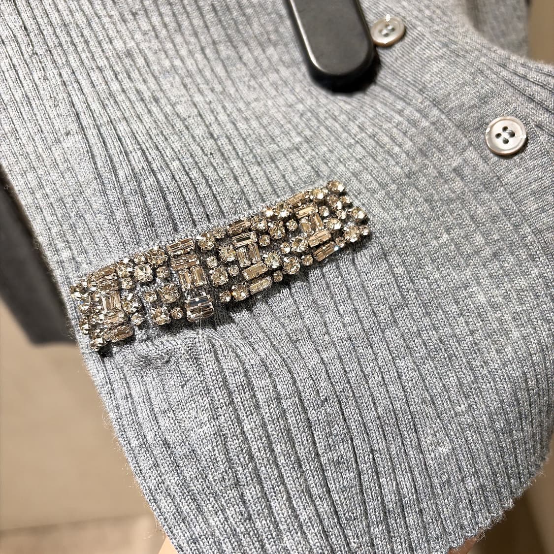 (정품/새상품) 막스마라 스튜디오 여성 그레이 울 크리스탈 니트 가디건 상품이미지3