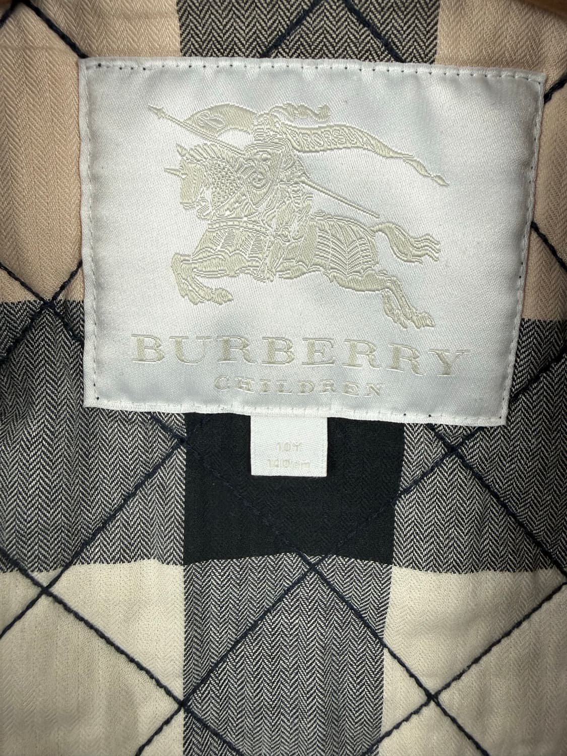 버버리 퀼팅 경량 조끼패딩 키즈10Y 140 상품이미지4