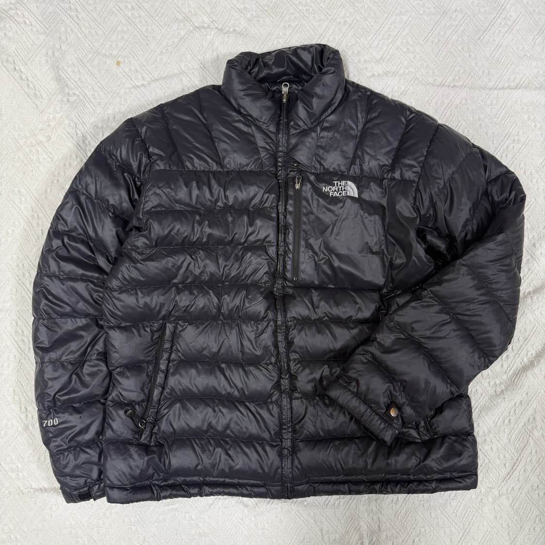 노스페이스 블랙 경량패딩 상품이미지3