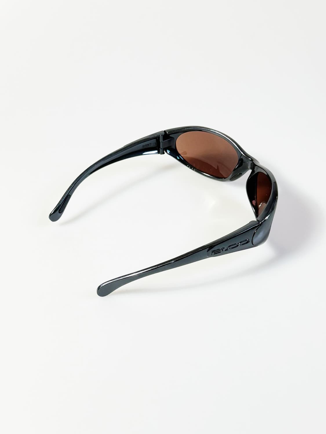 BLOC 랩어라운드 스포티 프레임 빈티지 선슬라스 상품이미지4