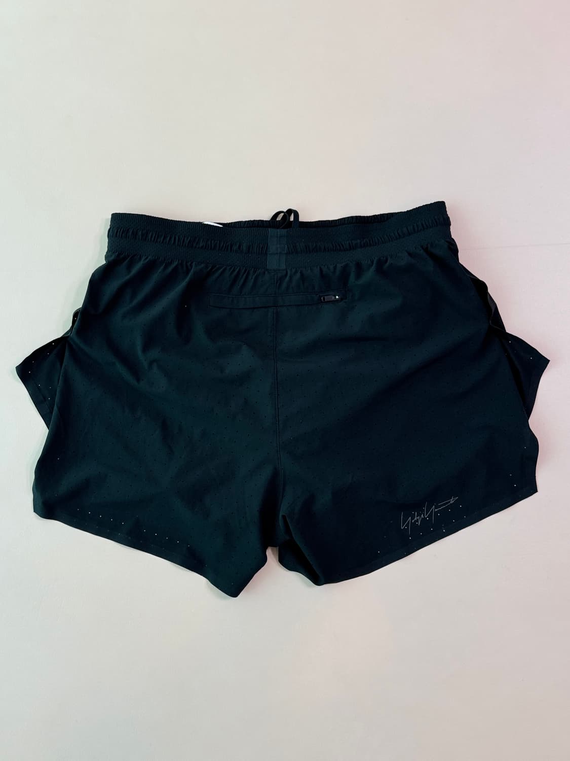 아디다스 Y-3 5인치 러닝 쇼츠 M(JN4887) 상품이미지2